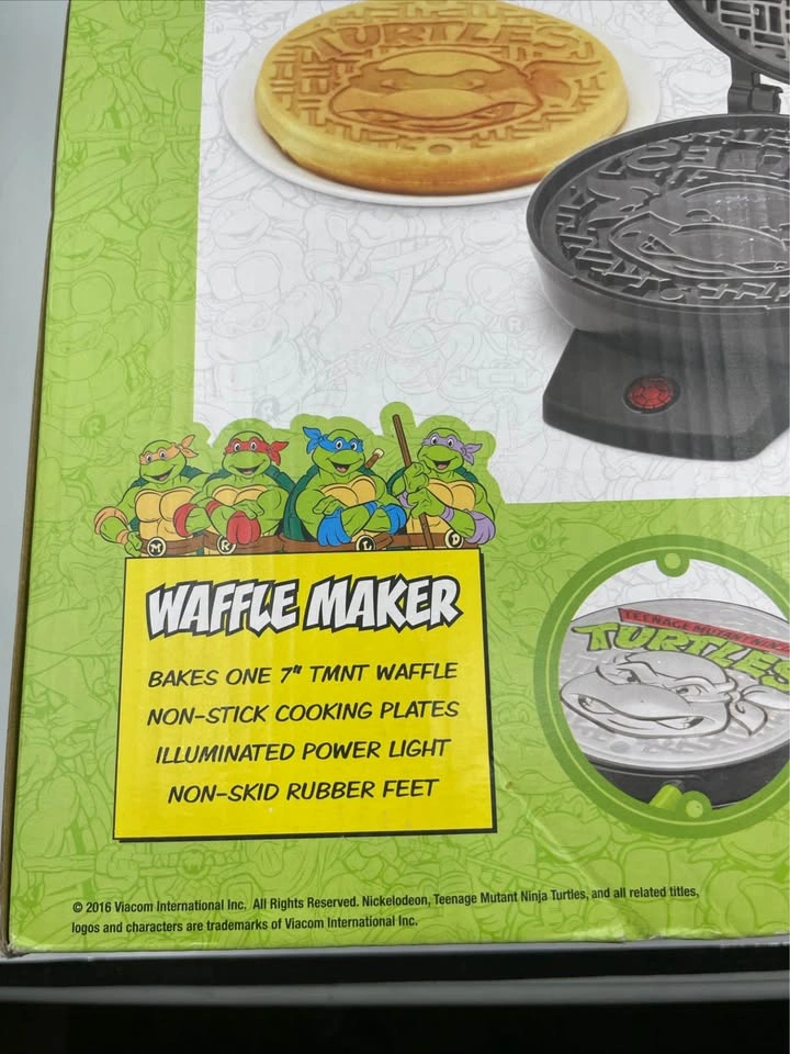 New TMNT Waffle Maker - photo 4