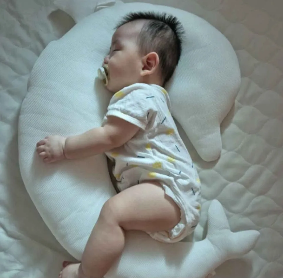 Baby Pillow for Side-Sleeping - photo 4