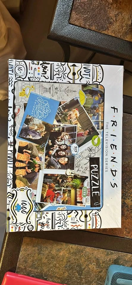 1000 piece Friends Puzzle