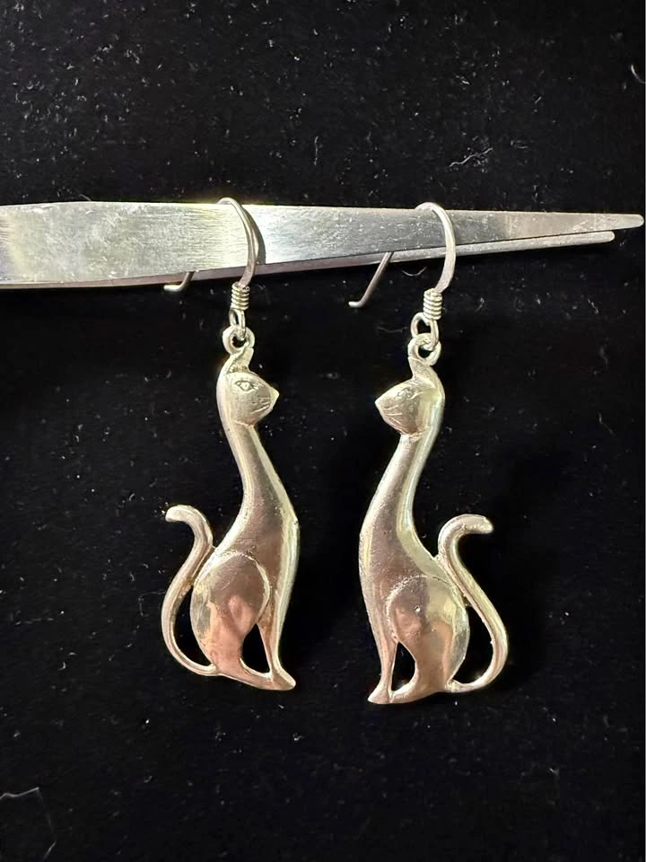 Sterling Silver 925 Siamese Cat Earrings