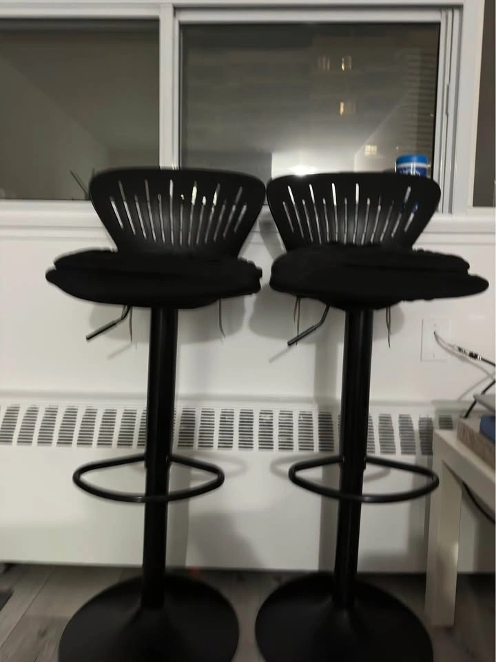 Moving Out Sale — Set of 2 Black Adjustable Bar Stools - photo 4