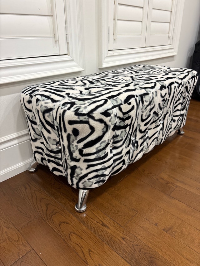 Zebra Print Ottoman - photo 3