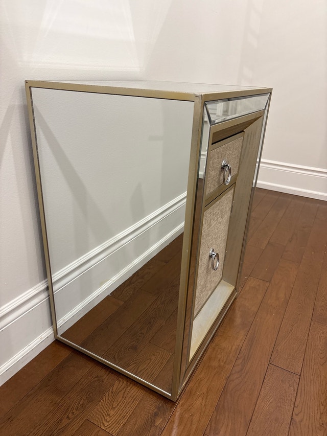 Mirrored Nightstand - photo 3