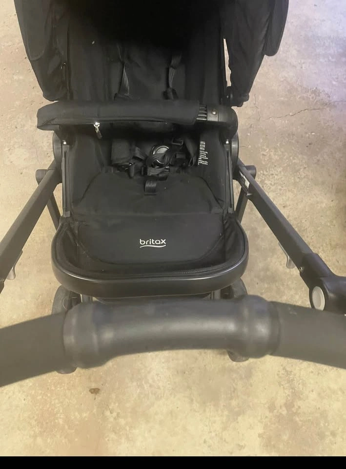 Britax B-Safe 35, B-ready Stroller & Car Seat Attachment - photo 3