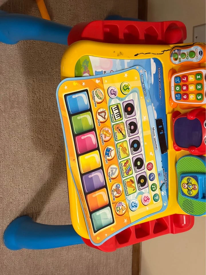 VTech Touch & Learn Activity Desk Deluxe - photo 2