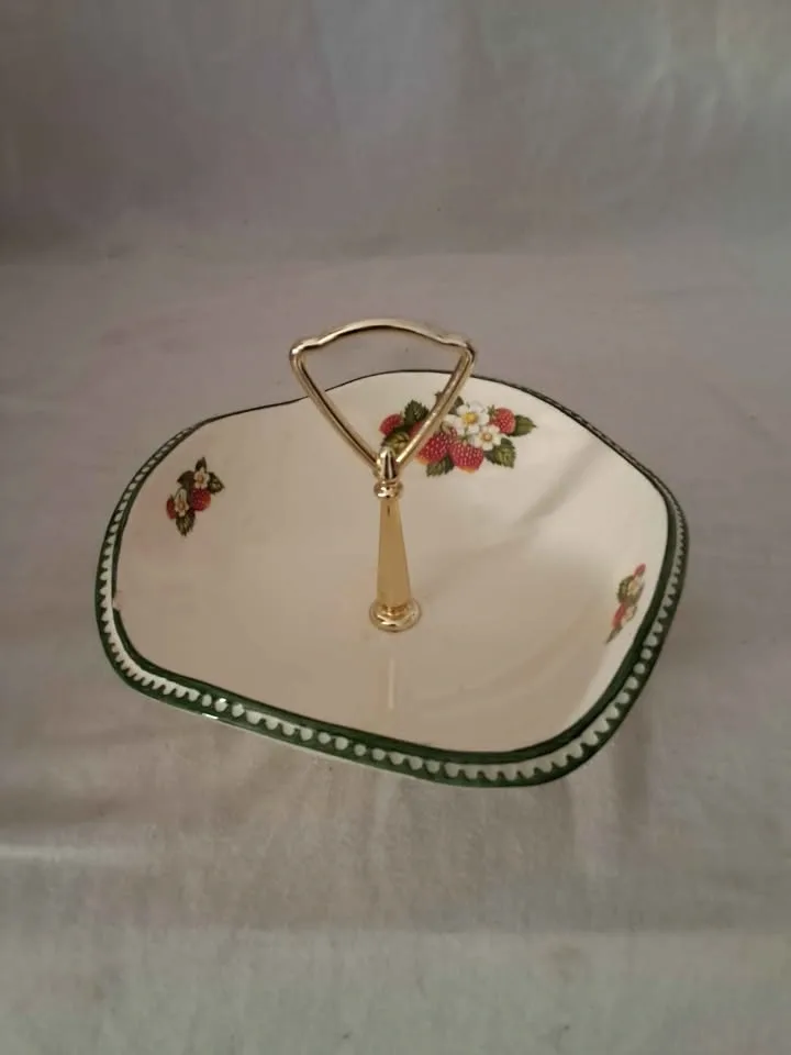 McCoy Strawberry Ceramic Serving Bowl - photo 2