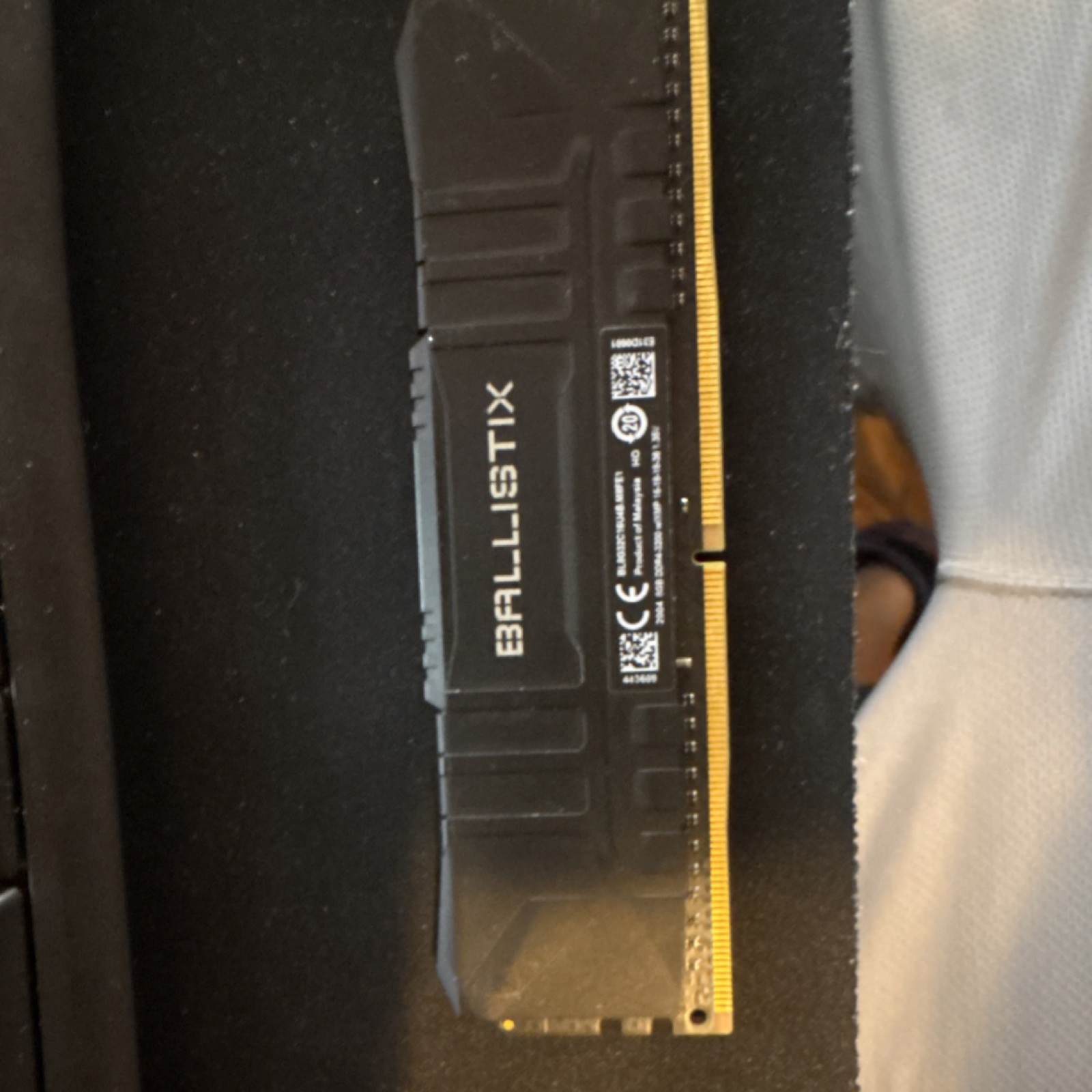 Crucial Ballistix 8GB DDR4-3200 PC4-25600 RAM
