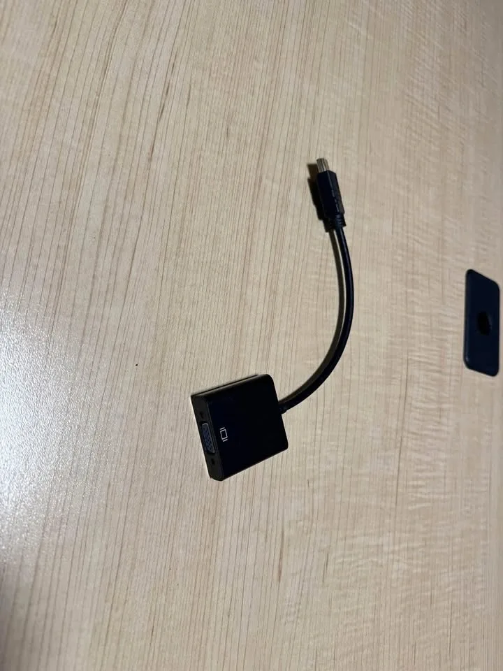 STAPLES Mini DisplayPort to VGA Adapter