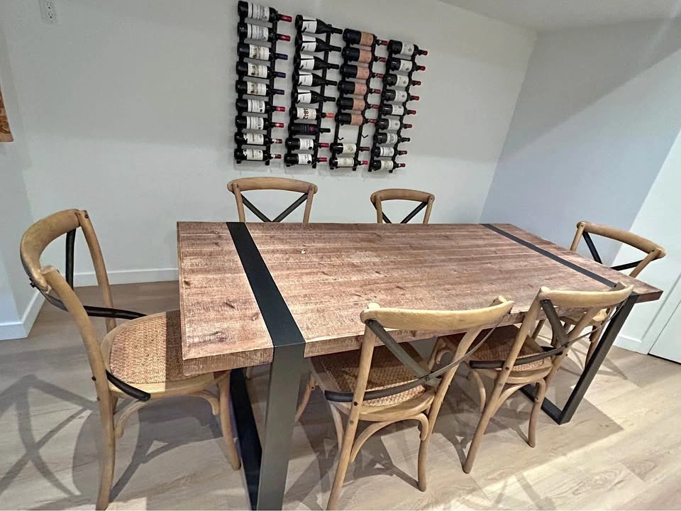Structube Dining Table
