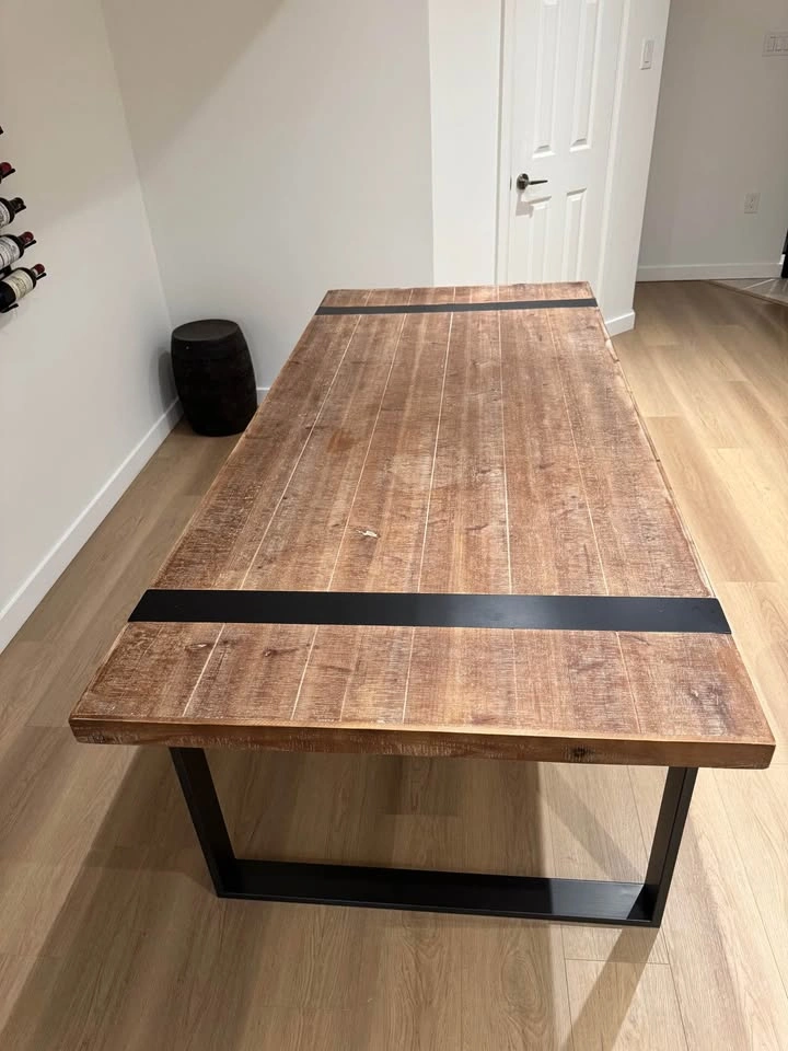 Structube Dining Table - photo 2