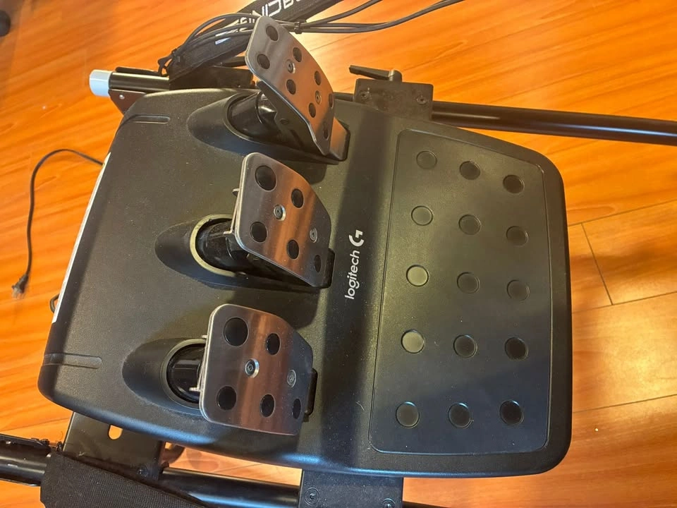 Racing Simulator Setup – Logitech G29 + NLR Formula Lite - photo 4