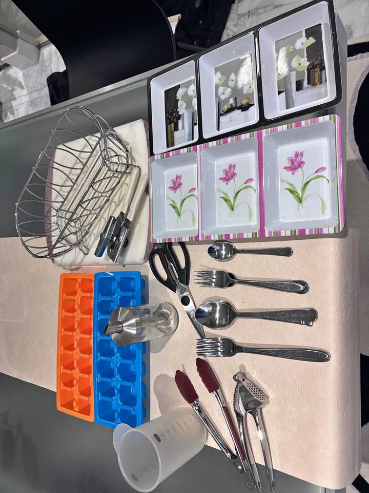 Kitchen Utensils & Accessories
