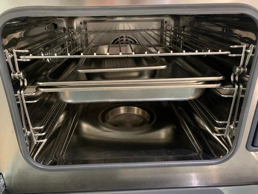 NEW Thermador MES301HP 24-inch Stainless Steel Convection Steam - photo 3