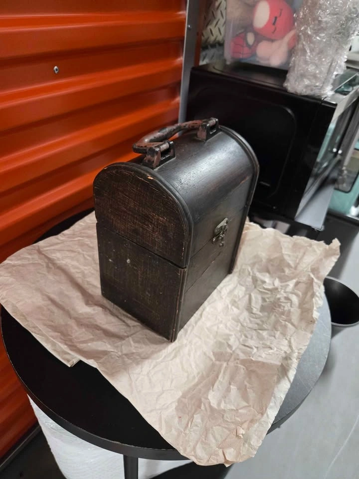 Rustic Wooden Chest w/ Handle - photo 2