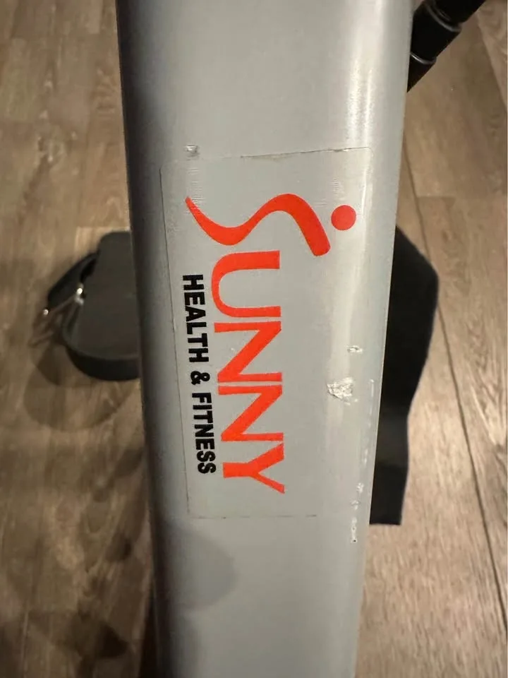 Sunny Health & Fitness Rowing Machine - photo 5