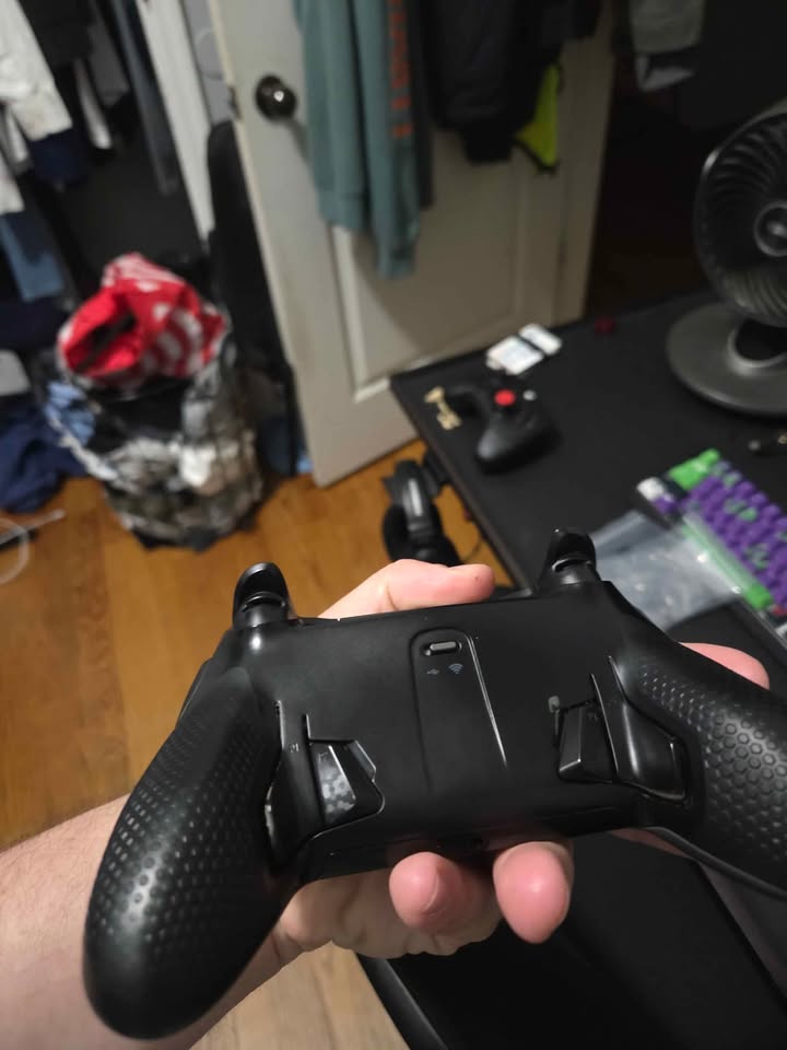 Scuf envision pro 4 remapable buttons mouse click everything - photo 2