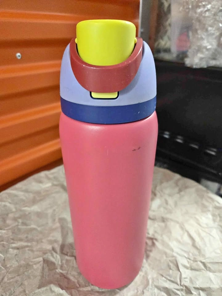 Owala 32 oz Pink Water Bottle with Multi-Color Lid