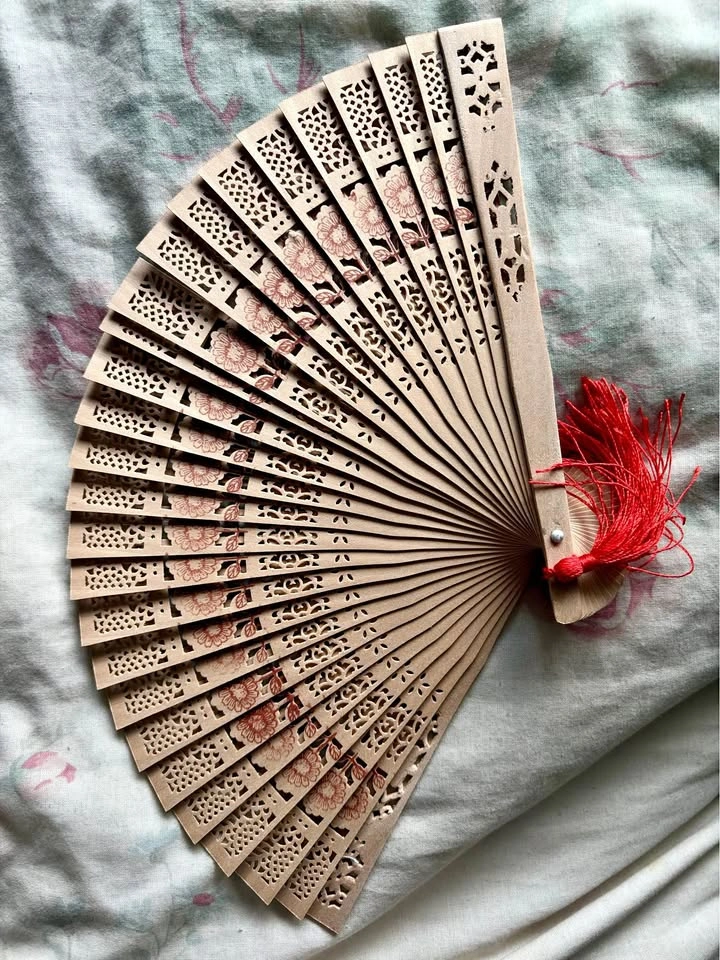 Chinese Hand Fan