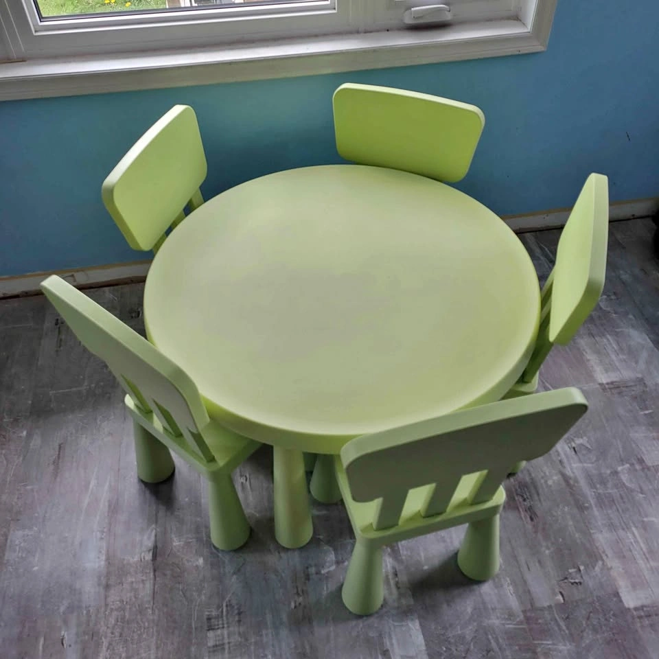 EEUC Ikea table & 5 chairs