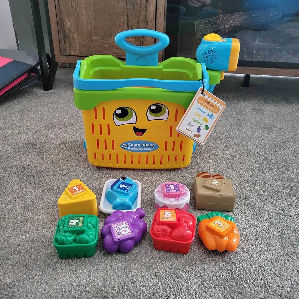 EEUC LeapFrog® Count-Along Basket & Scanner™ Play Food Shopping