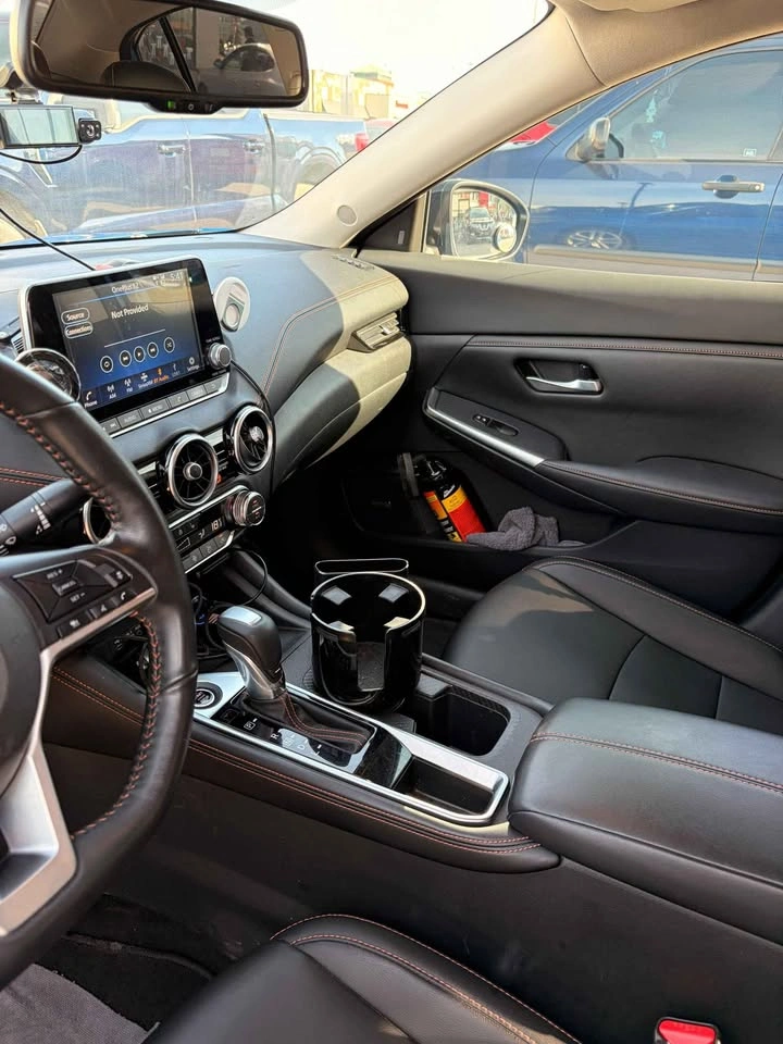 2021 Nissan Sentra SR - photo 5