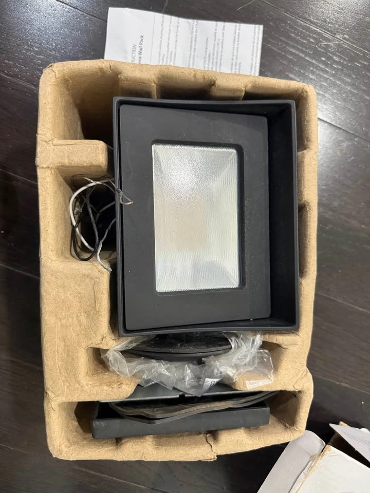 Two Endurance WAC Lighting Flood PRO LED Flood Lights - photo 2