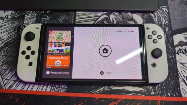 OLED Nintendo Switch - photo 2