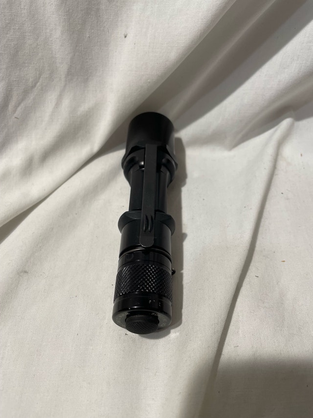 Surefire C2 Centurion Flashlight with Malkoff M61 Drop In - photo 4