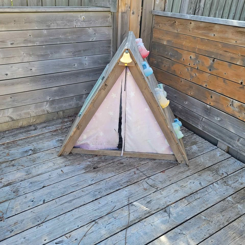GUC Teepee climber