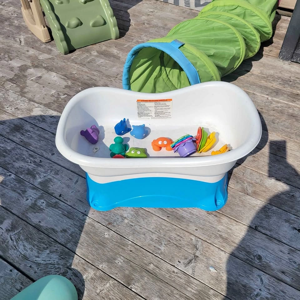 EUC Baby Bath Tub