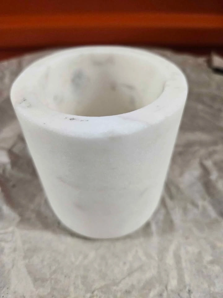 White Marble Cup Holder approx 3.5in tall - photo 3