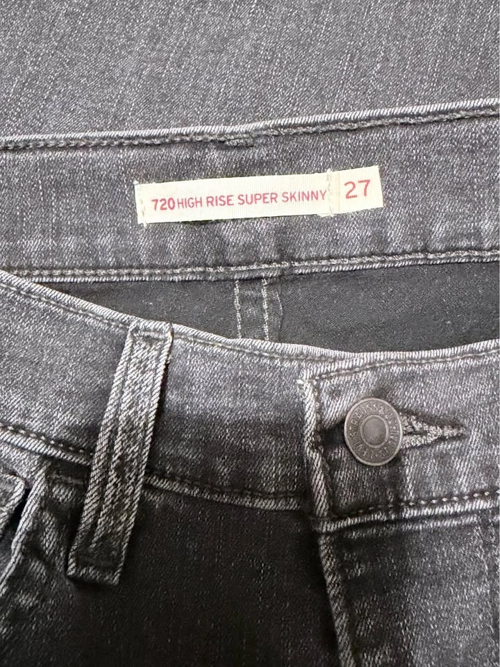 Levi's 720 High-Rise Super Skinny Jeans Dark Gray Wash Size 27 - photo 5