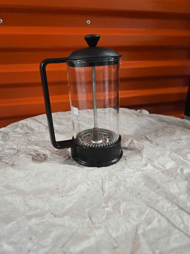 French Press Coffee Maker ~7 inches tall - photo 2