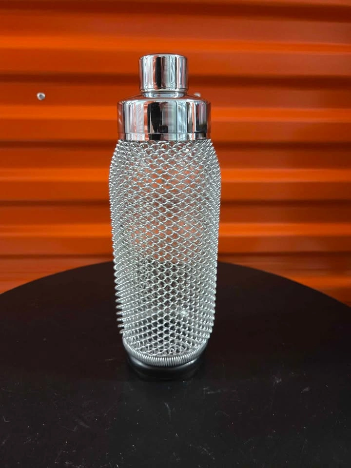 Silver Mesh Cocktail Shaker Barware - photo 3