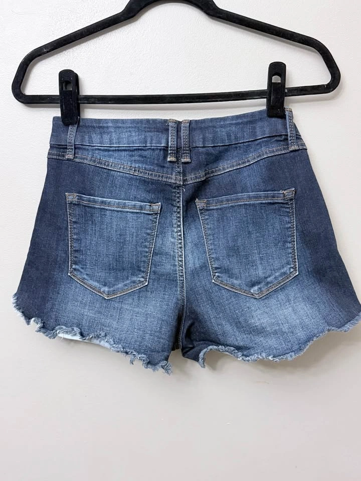 Women’s Denim Shorts size 5 - photo 3