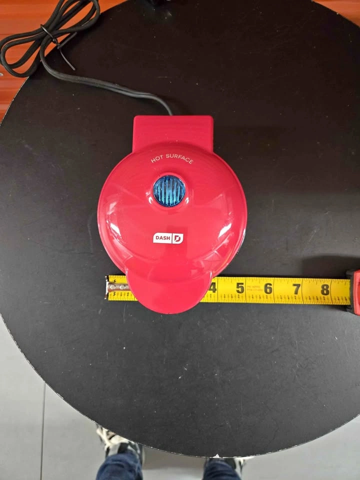 Dash Mini Waffle Maker Red