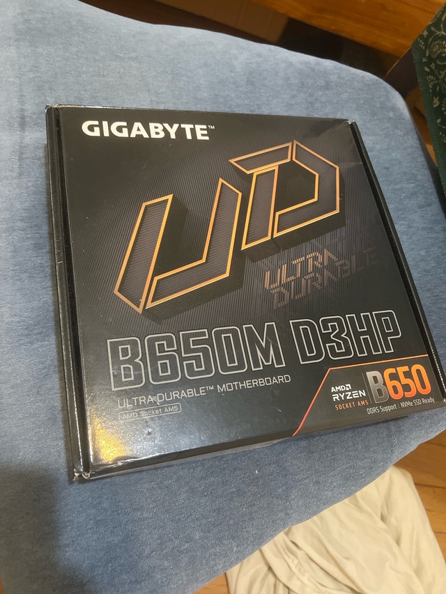 Gigabyte B650M D3HP Motherboard