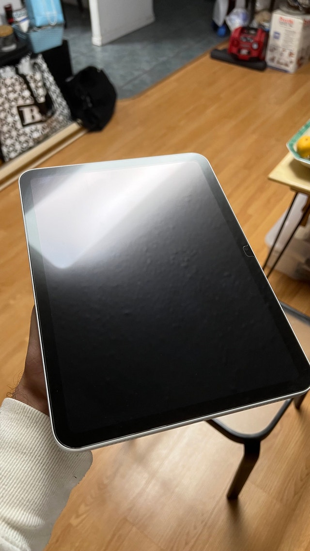 11-inch iPad Pro + Apple Pencil & Keyboard Case - photo 2