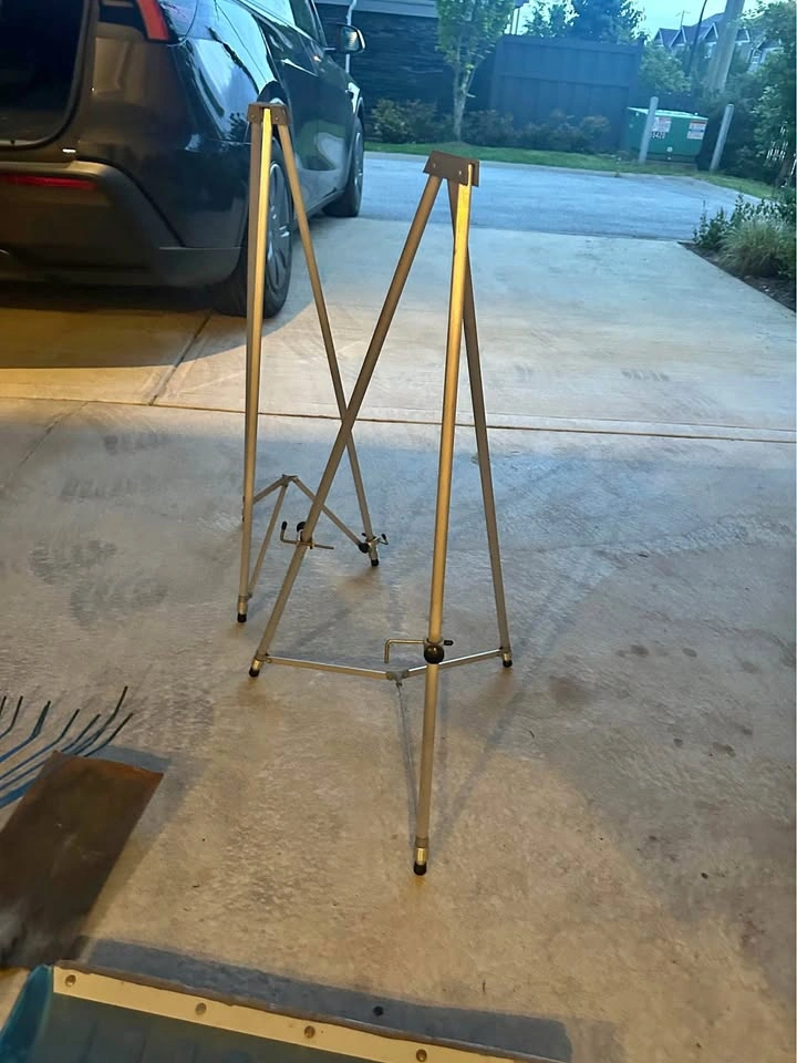 Adjustable Folding Aluminum Display Easel Stand