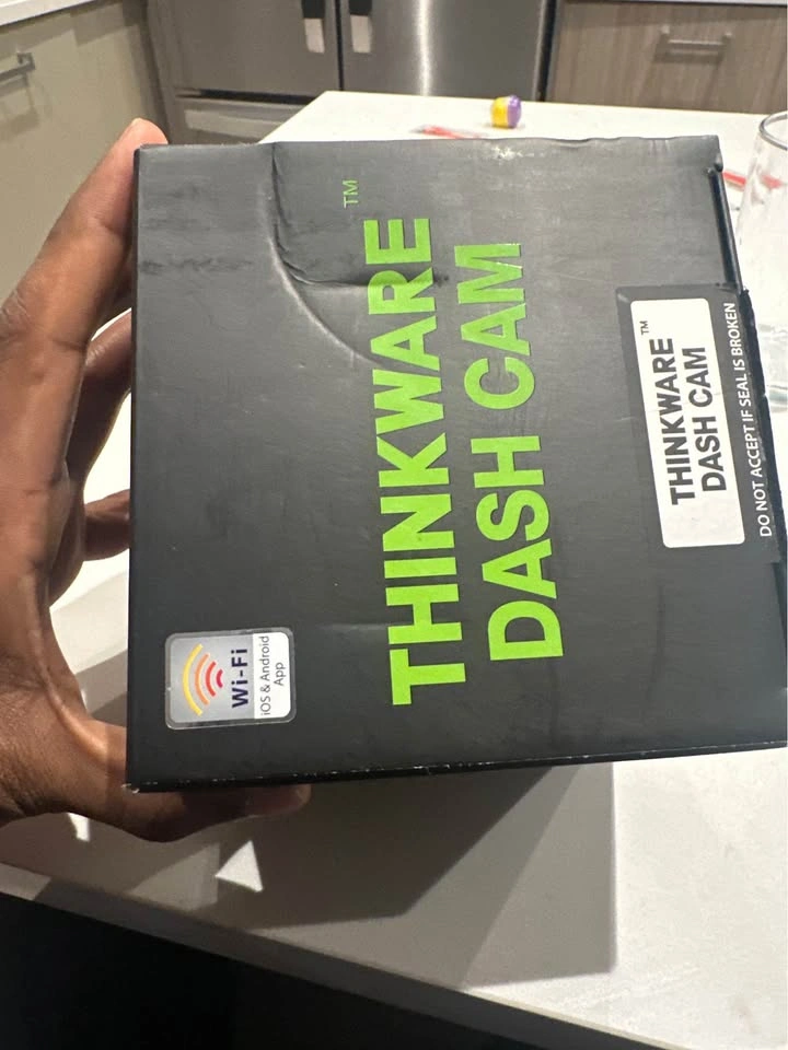 Brand New Thinkware F200 Dash Cam Front & Rear Camera - photo 2