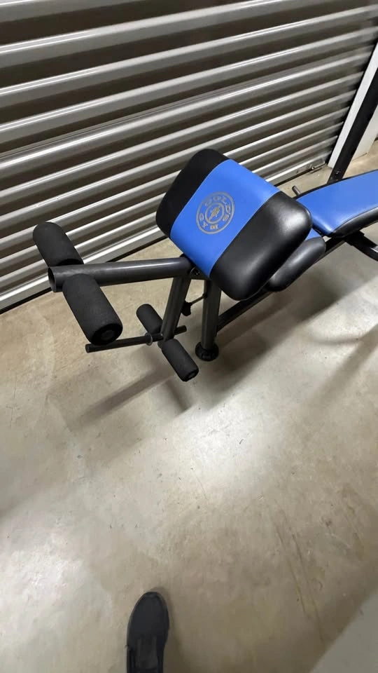 Gold’s Gym Weight Bench With Barbell & Plates - photo 4