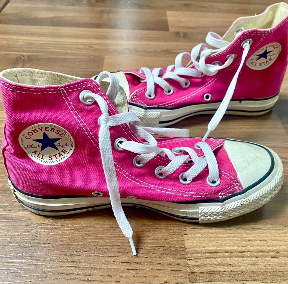 Converse High Tops Size 5.5