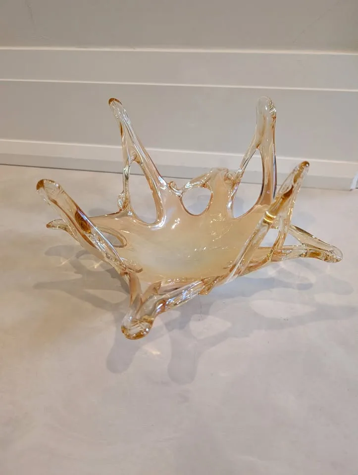 Art Glass Bowl thumbnail