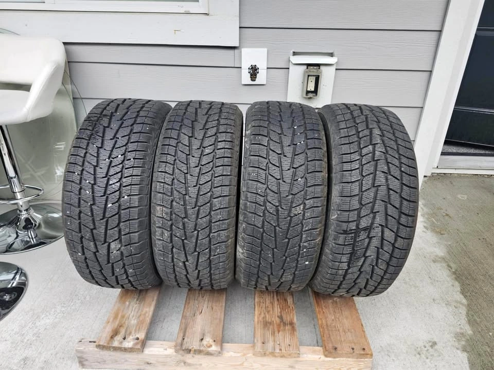 215/55 R16 Winter Tire