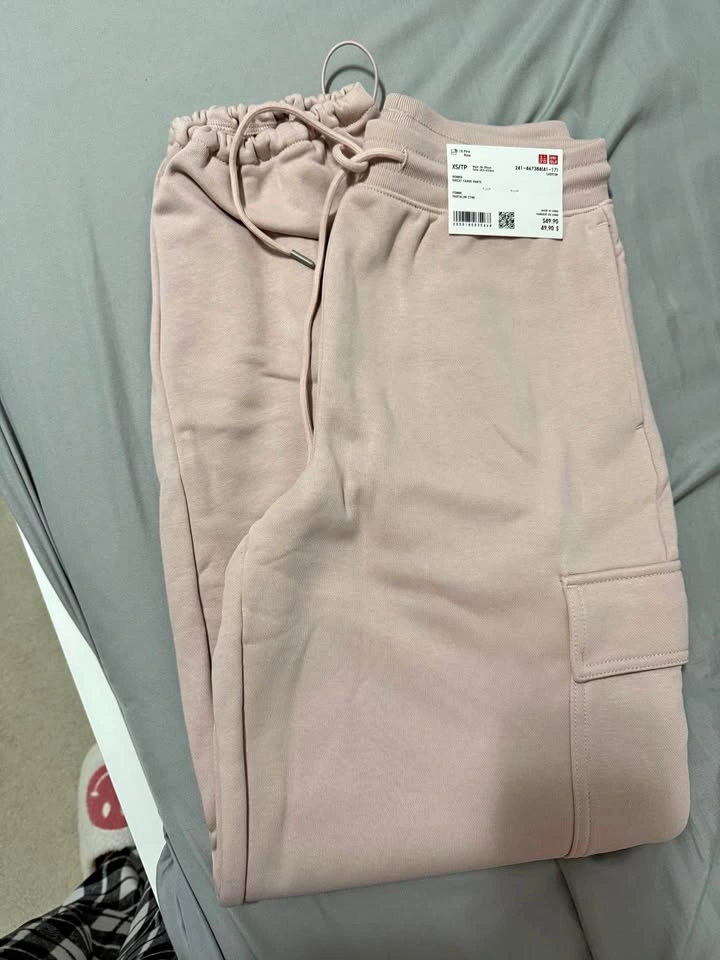 Uniqlo Sweat Cargo Pants