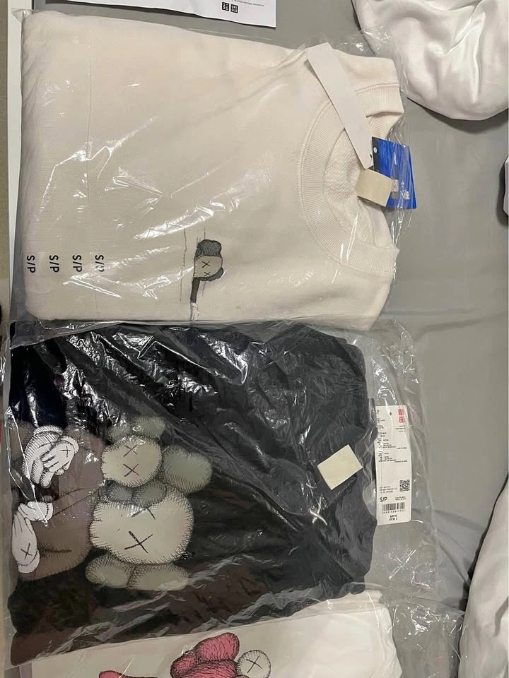 Uniqlo Kaws 2023