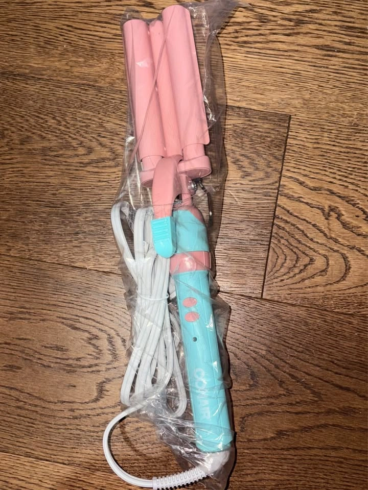 Conair Double Ceramic Triple Barrel Waver - photo 2