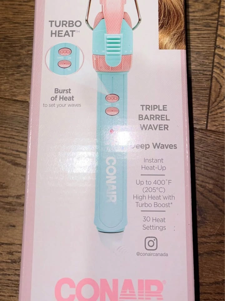 Conair Double Ceramic Triple Barrel Waver - photo 3