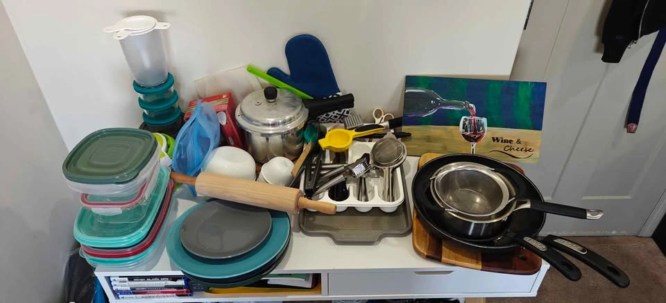 !! MOVE OUT FIRE SALE !! Ninja Air Fryer, Gym Gear, Furniture