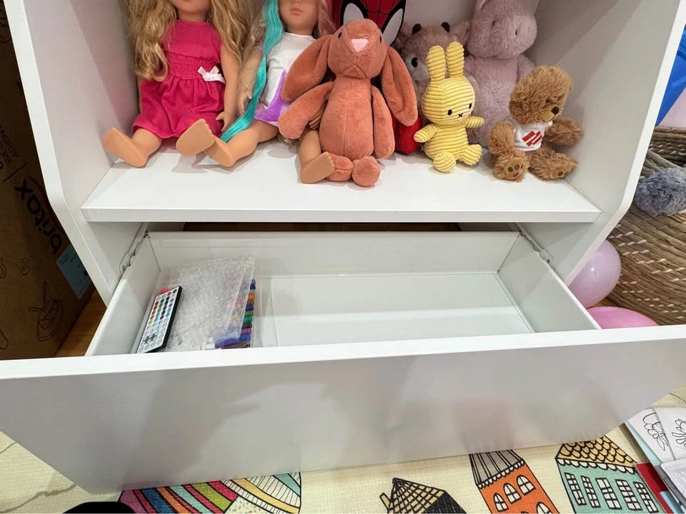 Ikea bergig Kids Bookshelf - photo 2